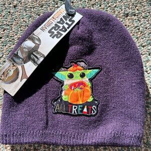 NWT Disney Star Wars the Mandalorian hat
Brand new Star Wars hat!